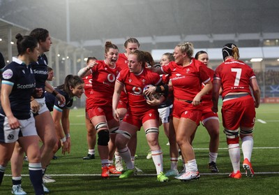 220325  Scotland v Wales, Guinness Women’s Six Nations 2025 - Abbie Fleming of Wales powers over to score try