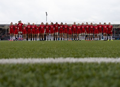 220325  Scotland v Wales, Guinness Women’s Six Nations 2025 - The Wales team line up for the anthems