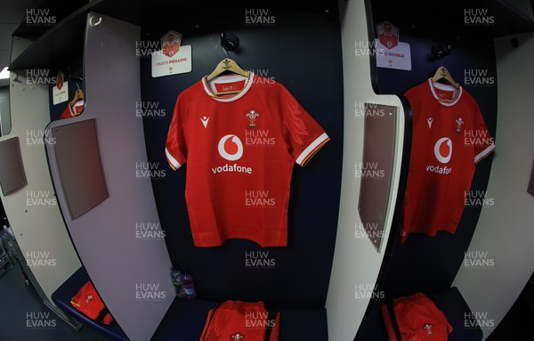 220325  Scotland v Wales, Guinness Women’s Six Nations 2025 - The Wales changing room ahead of the match