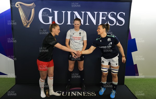 220325  Scotland v Wales, Guinness Women’s Six Nations 2025 - Wales Captain Hannah Jones and Scotland Captain Rachel Malcolm at the coin toss