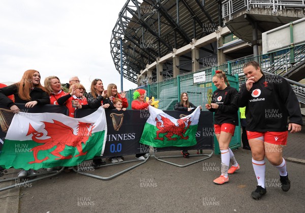 220325  Scotland v Wales, Guinness Women’s Six Nations 2025 - Wales Captain Hannah Jones and Carys Phillips of Wales make their way to the pitch past Wales fans