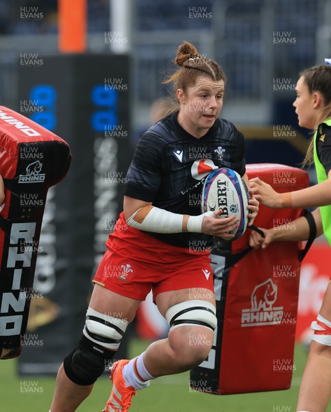 220325  Scotland v Wales, Guinness Women’s Six Nations 2025 - Kate Williams of Wales during warm up