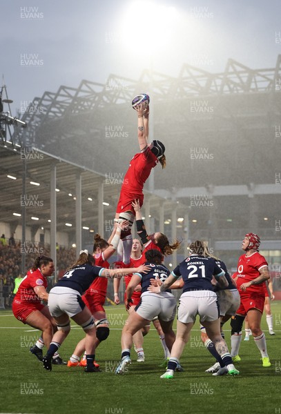 220325  Scotland v Wales, Guinness Women’s Six Nations 2025 - Bethan Lewis of Wales takes the line out