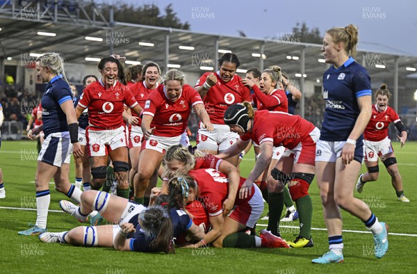 010423 - Scotland v Wales - TikTok Women's Six Nations - Ffion Lewis of Wales scores the last try of the game to secure victory for Wales 