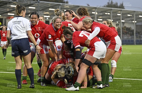 010423 - Scotland v Wales - TikTok Women's Six Nations - Ffion Lewis of Wales scores the last try of the game to secure victory for Wales 