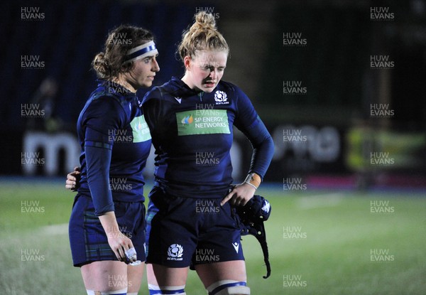 171119 - Scotland Women v Wales Women -  Emma Wassell and Sarah Bonnar of Scotland leave the field dejected