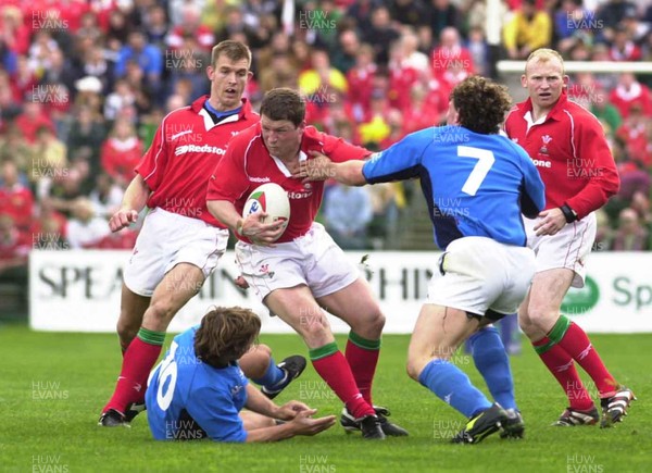 08.04.01 Italy v Wales  