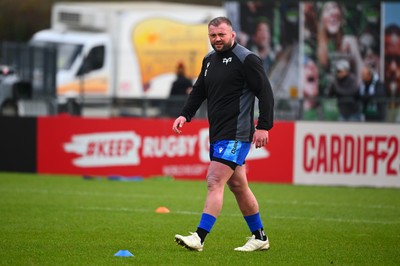 180125  Section Paloise v Ospreys, EPCR Challenge Cup - Sam Parry of Ospreys during warm up 