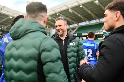 180125  Section Paloise v Ospreys, EPCR Challenge Cup - Ospreys head coach Mark Jones at the end of the match