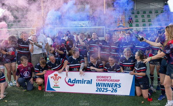 310526 - Senghenydd Sirens Admiral Womens Championship Presentation - Senghenydd Sirens celebrate after winning the Admiral Women's National League Championship 