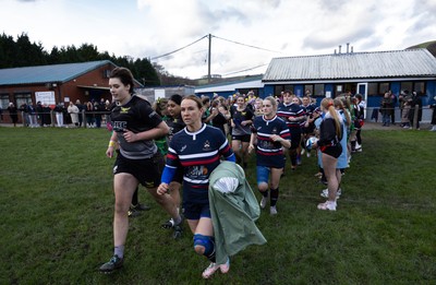301125 - Senghenydd Sirens v West Swansea Hawks, Womens’ National League - The teams run out at the start of the match