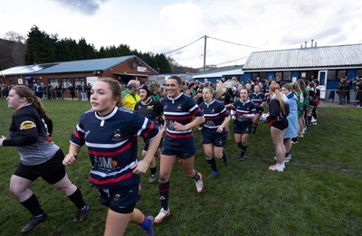 301125 - Senghenydd Sirens v West Swansea Hawks, Womens’ National League - The teams run out at the start of the match