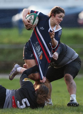 301125 - Senghenydd Sirens v West Swansea Hawks, Womens’ National League - Imogen Shide of Senghenydd Sirens scores try