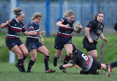 301125 - Senghenydd Sirens v West Swansea Hawks, Womens’ National League - Rhian Bowden of Senghenydd Sirens charges forward