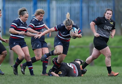 301125 - Senghenydd Sirens v West Swansea Hawks, Womens’ National League - Rhian Bowden of Senghenydd Sirens charges forward