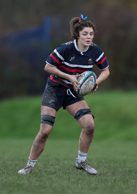 301125 - Senghenydd Sirens v West Swansea Hawks, Womens’ National League - Imogen Shide of Senghenydd Sirens 
