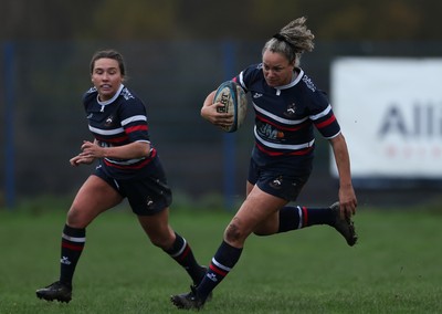 301125 - Senghenydd Sirens v West Swansea Hawks, Womens’ National League - Raf Taylor of Senghenydd Sirens charges forward