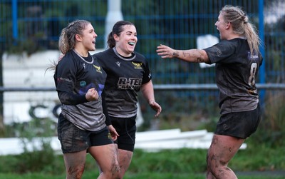 301125 - Senghenydd Sirens v West Swansea Hawks, Womens’ National League - Molly Anderson-Thomas of West Swansea Hawks, left, celebrates after she scores try
