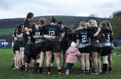 301125 - Senghenydd Sirens v West Swansea Hawks, Womens’ National League - West Swansea Hawks huddle up at the end of the match