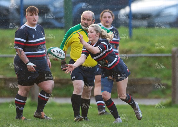 301125 - Senghenydd Sirens v West Swansea Hawks, Womens’ National League - Kasey Morkot of Senghenydd Sirens 