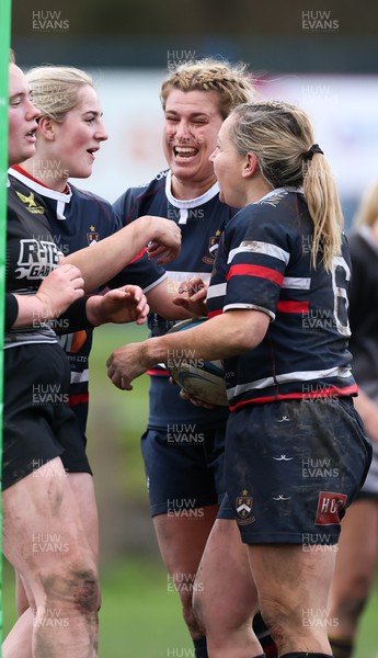 301125 - Senghenydd Sirens v West Swansea Hawks, Womens’ National League - Rhian Bowden of Senghenydd Sirens scores try