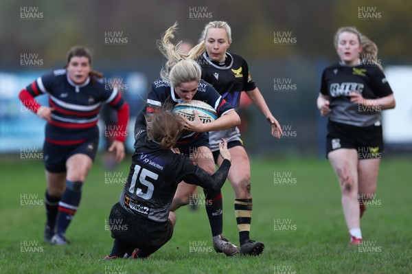 301125 - Senghenydd Sirens v West Swansea Hawks, Womens’ National League - Kasey Morkot of Senghenydd Sirens breaks away 