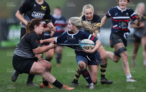 301125 - Senghenydd Sirens v West Swansea Hawks, Womens’ National League - Kasey Morkot of Senghenydd Sirens is tackled