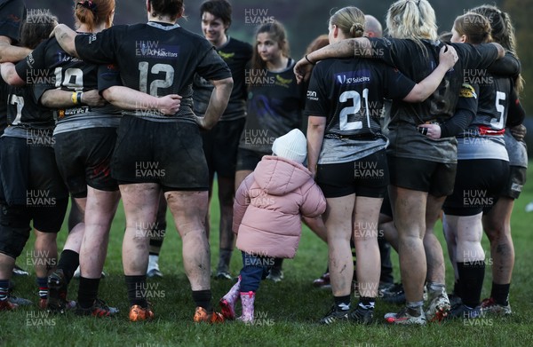 301125 - Senghenydd Sirens v West Swansea Hawks, Womens’ National League - West Swansea Hawks huddle up at the end of the match