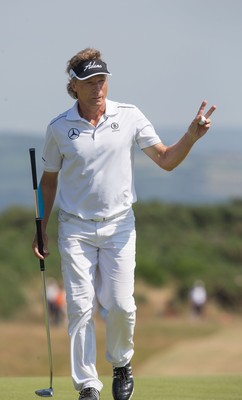 250714 -  The Senior Open Championship, Royal Porthcawl Golf Club, Wales - Bernhard Langer acknowledges the crowds after putting on the 9th during his second round match