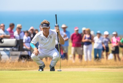 250714 -  The Senior Open Championship, Royal Porthcawl Golf Club, Wales - Bernhard Langer lines up his putt on the 17th green