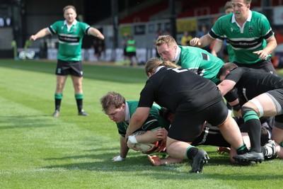 100525 - Seven Sisters v Gwernyfed, Mens Division 4 Cup Final - Prys Eckley of Gwernyfed powers over to score try