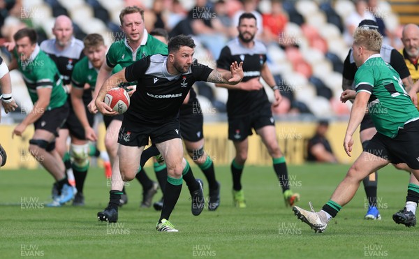 100525 - Seven Sisters v Gwernyfed, Mens Division 4 Cup Final - Kyle Davies of Seven Sisters breaks away