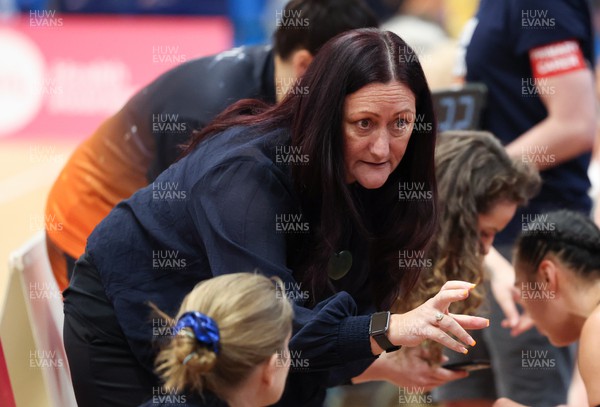 260222 - Severn Stars v Team Bath Netball, Vitality Netball Superleague 2022 - Severn Stars Head Coach Melissa Bessell issues instructions during the match