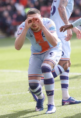 030426 - Sheffield United v Swansea City - Sky Bet Championship - Zan Vipotnik of Swansea celebrates scoring penalty goal to equal scores 1-1