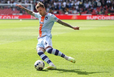 030426 - Sheffield United v Swansea City - Sky Bet Championship - Josh Tymon of Swansea has a shot on goal