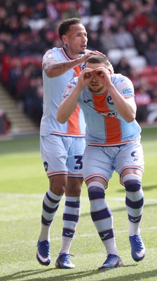 030426 - Sheffield United v Swansea City - Sky Bet Championship - Zan Vipotnik of Swansea celebrates the penalty goal with Ronald of Swansea