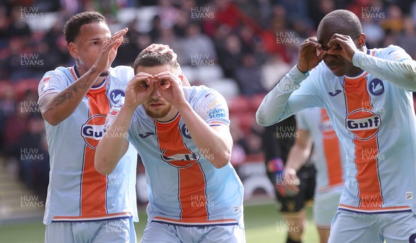 030426 - Sheffield United v Swansea City - Sky Bet Championship - Zan Vipotnik of Swansea celebrates scoring penalty goal to equal scores 1-1 with Malick Yalcouye of Swansea and Ronald of Swansea