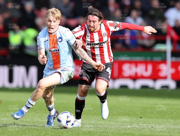 030426 - Sheffield United v Swansea City - Sky Bet Championship - Melker Widell of Swansea and Joe Rothwell of Sheffield United