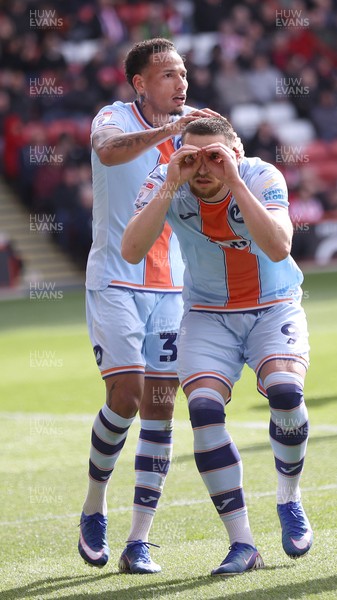 030426 - Sheffield United v Swansea City - Sky Bet Championship - Zan Vipotnik of Swansea celebrates the penalty goal with Ronald of Swansea