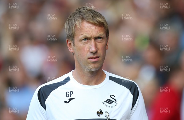 040818 - Sheffield United v Swansea City, Sky Bet Championship - Swansea City manager Graham Potter at the start of the match