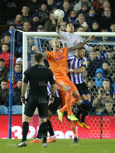 291219 - Sheffield Wednesday v Cardiff City - Sky Bet Championship - Goalkeeper Neil Etheridge of Cardiff makes a fabulous save in the 2nd half to keep the score at 1-2 to Cardiff  
