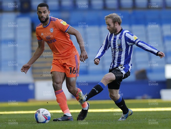 050421 - Sheffield Wednesday v Cardiff City - Sky Bet Championship - Curtis Nelson of Cardiff and Barry Bannan of Sheffield Wednesday