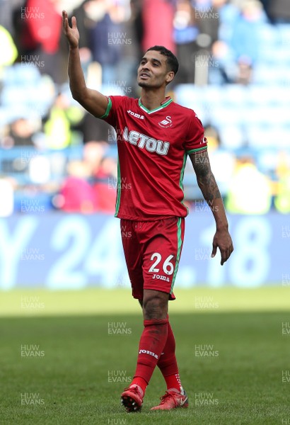 170218 - Sheffield Wednesday v Swansea City - FA Cup 5th Round - Kyle Naughton of Swansea City thanks the fans at full time