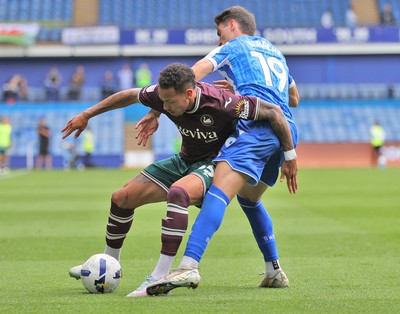 300825 - Sheffield Wednesday v Swansea City - Sky Bet Championship - Ronald of Swansea and Olaf Kobacki of Sheffield Wednesday