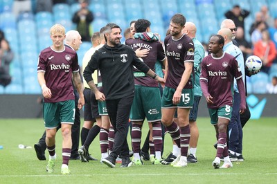 300825 - Sheffield Wednesday v Swansea City - Sky Bet Championship - Swansea manager Alan Sheehan joins team at the end of the match