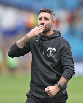 300825 - Sheffield Wednesday v Swansea City - Sky Bet Championship - Swansea manager Alan Sheehan blows a kiss to the travelling fans at the end of the match