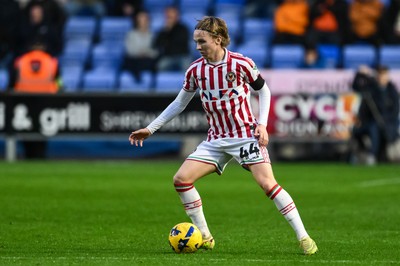 Shrewsbury Town v Newport County 151125