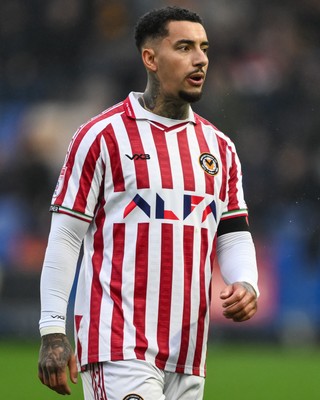 151125 - Shrewsbury Town v Newport County - Sky Bet League 2 - Courtney Baker-Richardson of Newport County