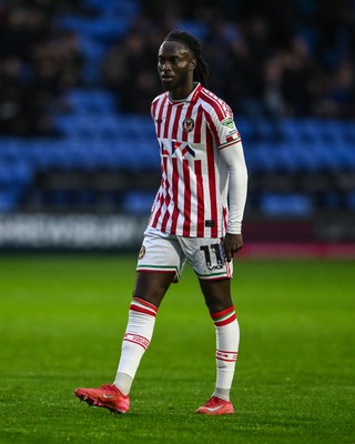 151125 - Shrewsbury Town v Newport County - Sky Bet League 2 - Cameron Antwi of Newport County