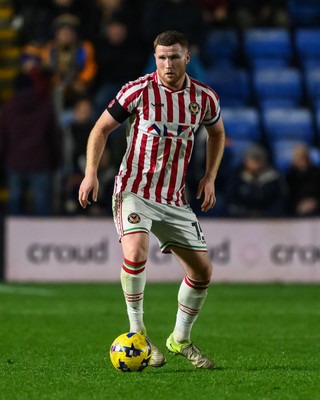 151125 - Shrewsbury Town v Newport County - Sky Bet League 2 - Lee Jenkins of Newport County in action